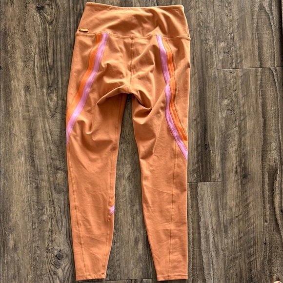 - L*space l space Orange and Pink Athletic Leggings sz m - Picture 3 of 4